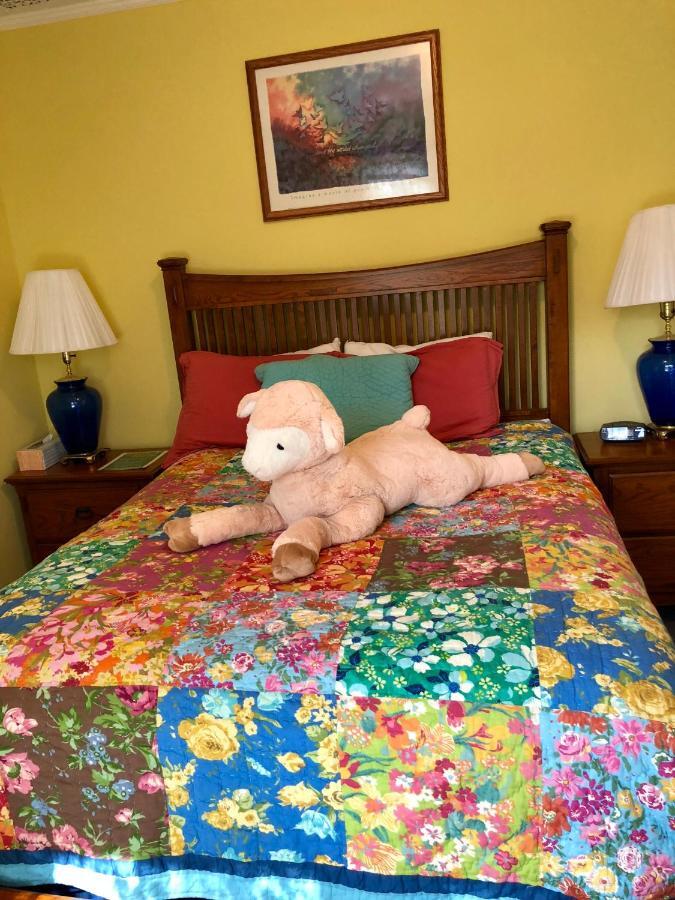 Rainbow Ridge Farms Bed & Breakfast Onalaska Exterior photo